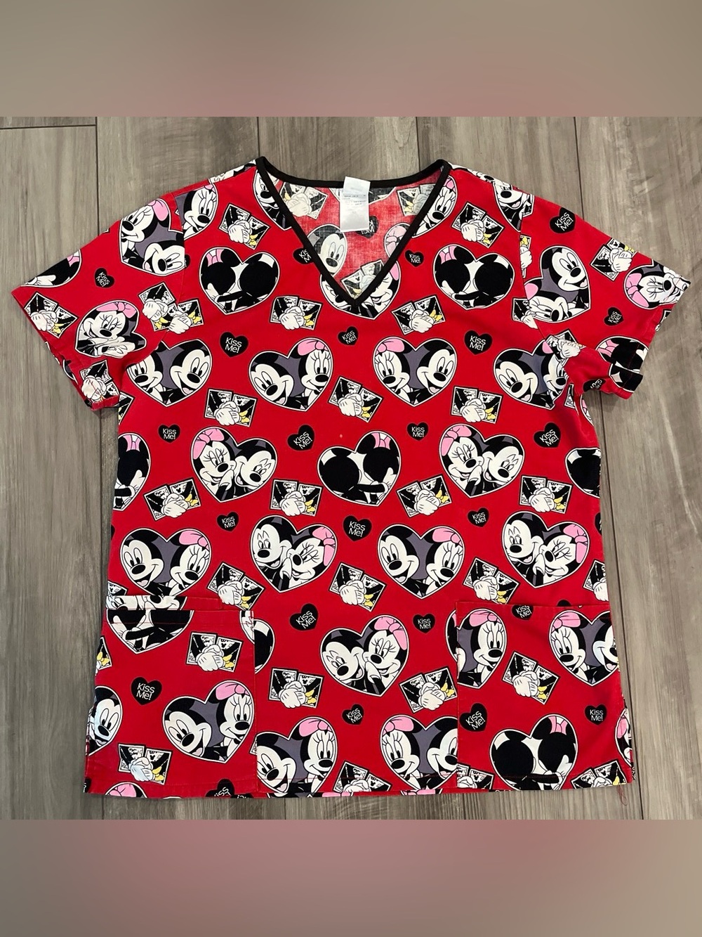 Disney Red Mickey & Minnie Heart Print V‑Neck Scrub Top